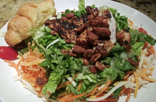 Grilled Chicken Pecan Salad